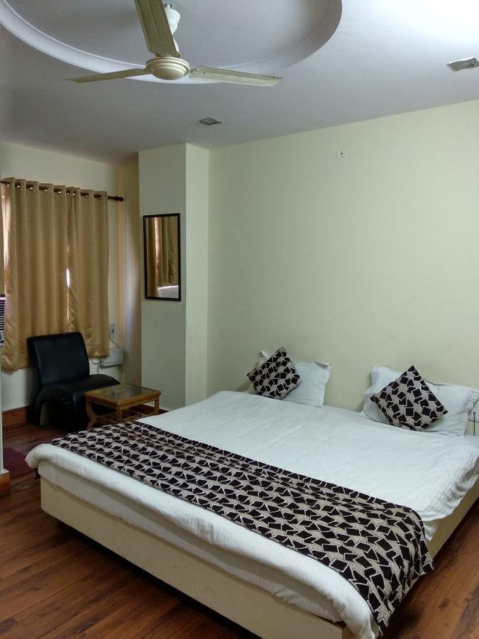 Hotel Ishwar Palace Jaipur Dış mekan fotoğraf